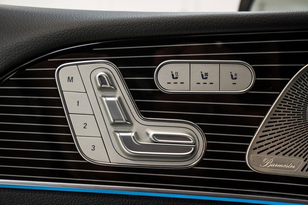 Used 2024 Mercedes-Benz GLS 450 4MATIC image 38