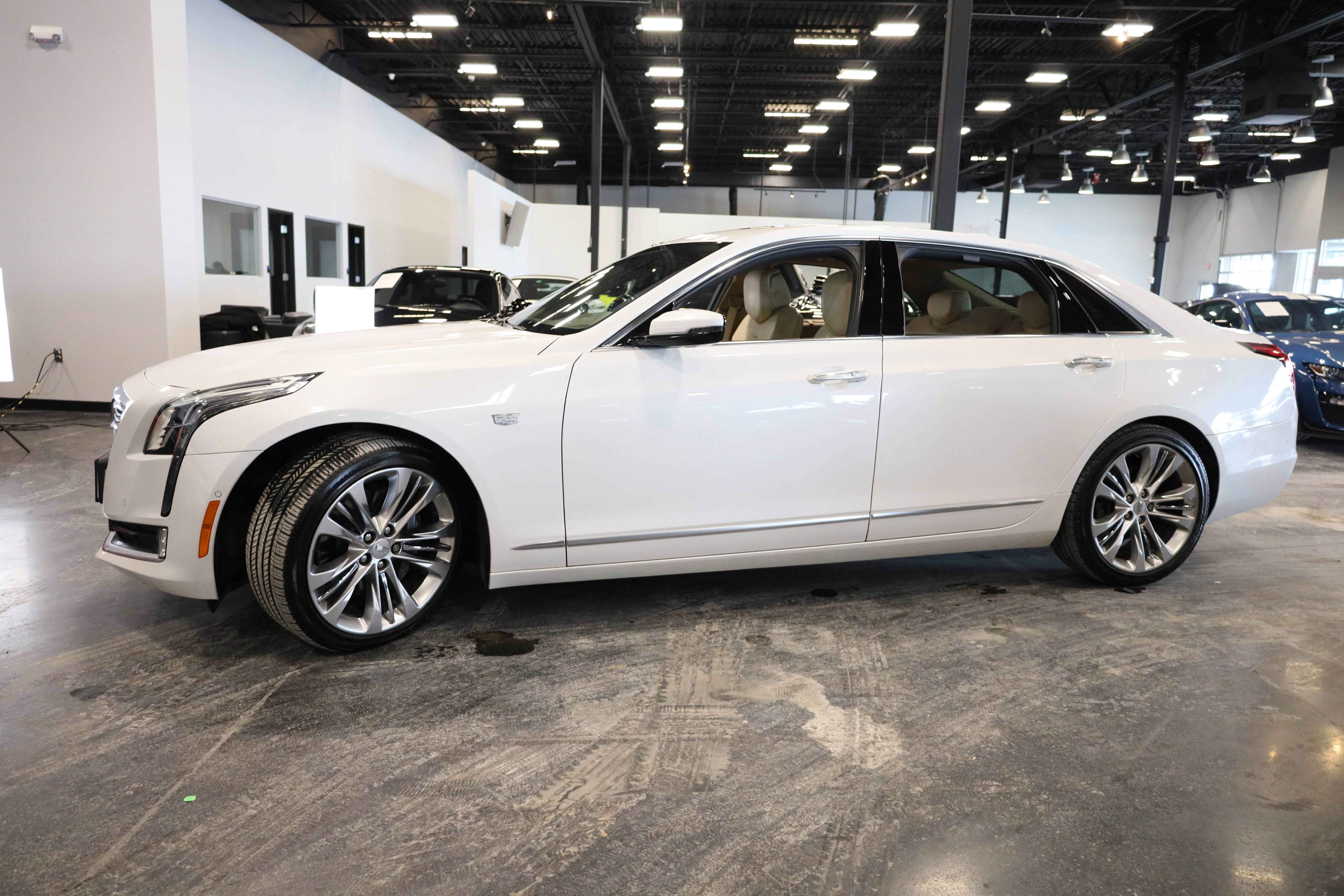 Used 2018 Cadillac CT6 Platinum image 9