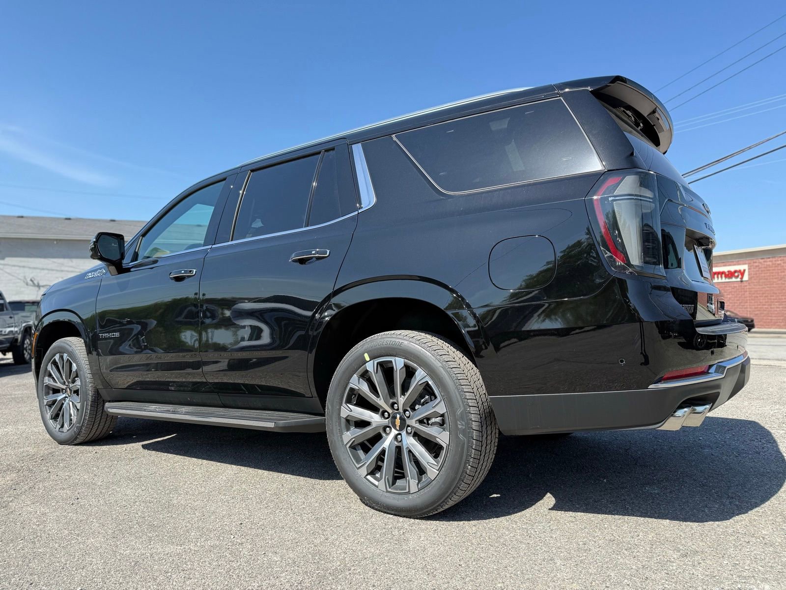 New 2026 Chevrolet Tahoe High Country AWD/4WD image 6