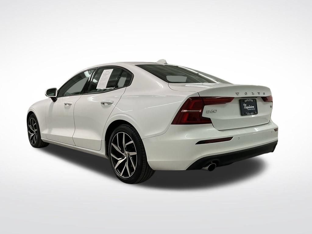 Used 2020 Volvo S60 T5 Momentum w/ Protection Package Premier FWD image 2