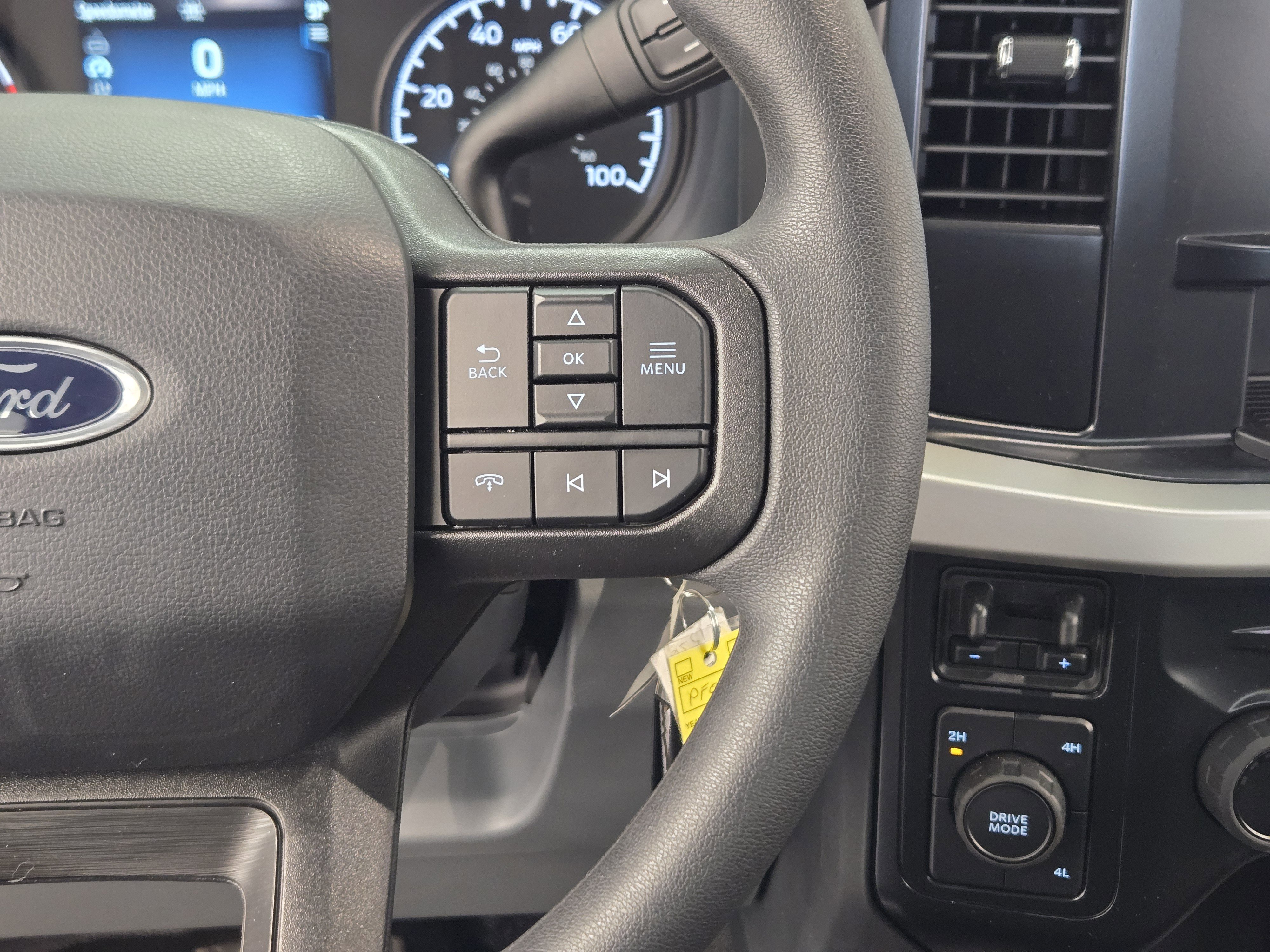 Used 2024 Ford F550 4x4 SuperCab Super Duty image 25