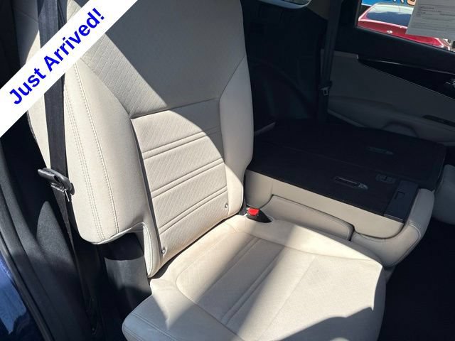 Used 2020 Kia Sorento S FWD image 20