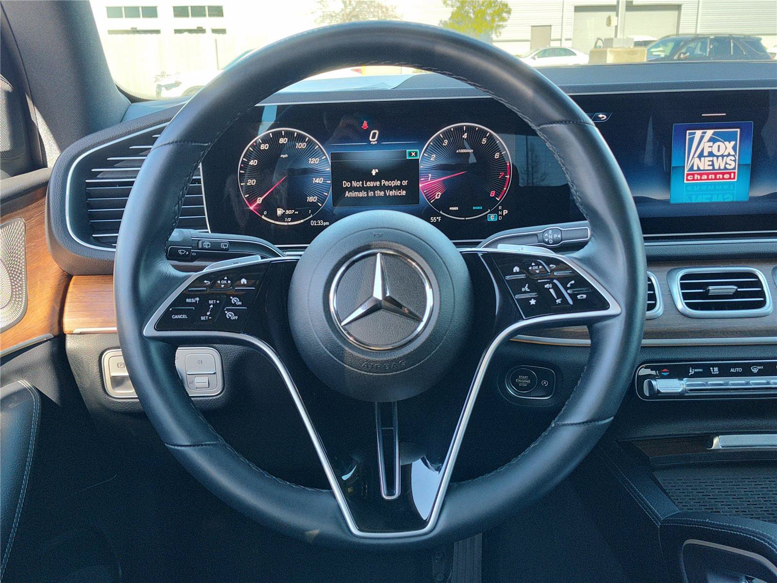 Used 2025 Mercedes-Benz GLE 350 4MATIC image 18