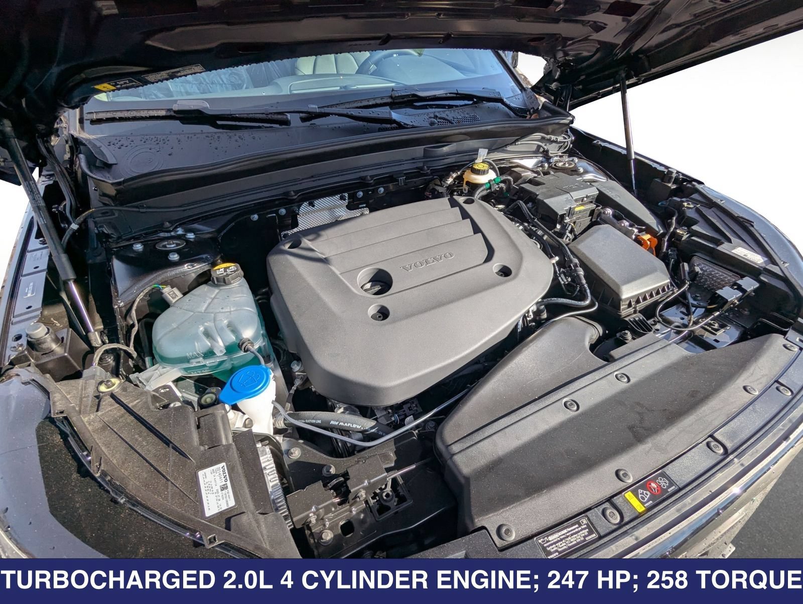 New 2026 Volvo XC40 B5 Plus w/ Protection Package Premier AWD/4WD image 25