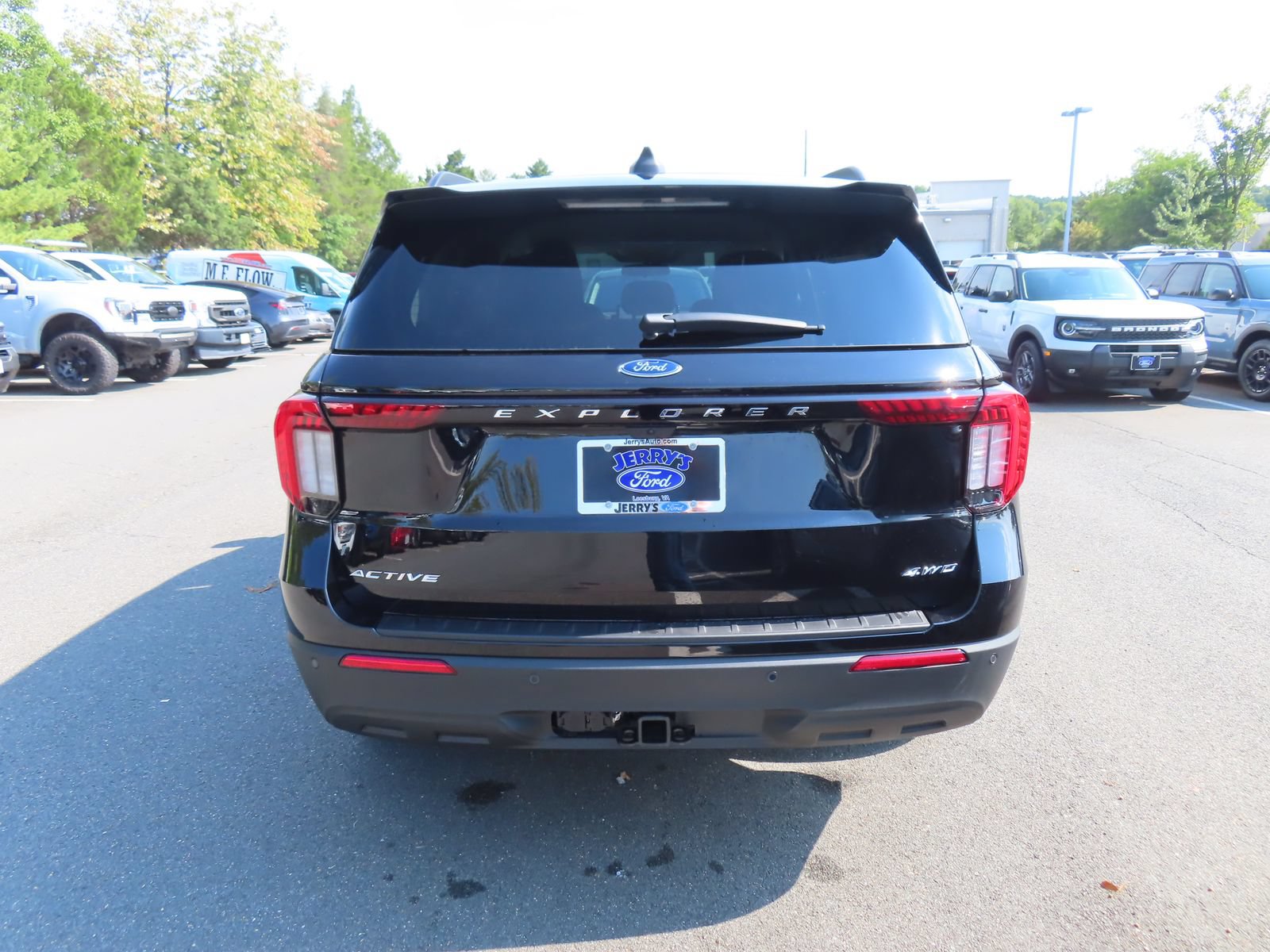 New 2026 Ford Explorer Active AWD/4WD image 5