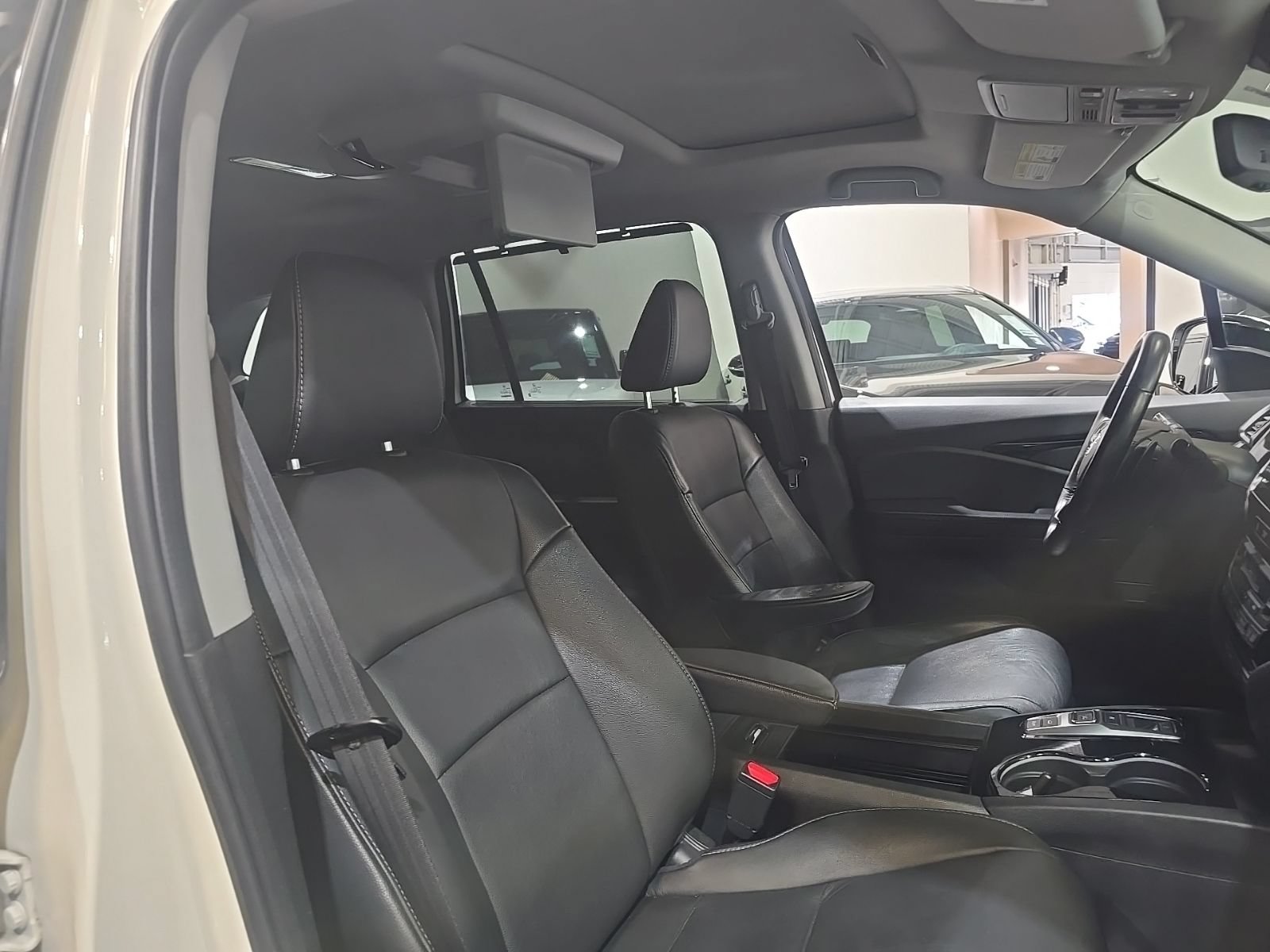 Used 2019 Honda Pilot Touring image 25
