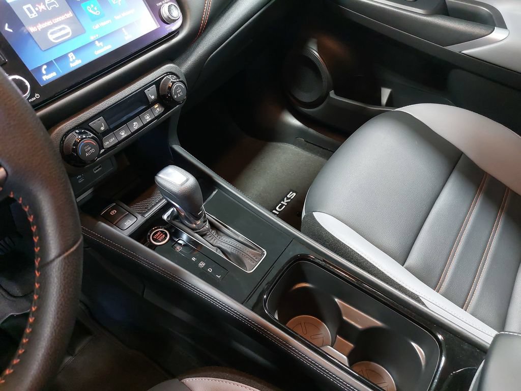 Certified 2023 Nissan Kicks SR w/ SR Premium Package FWD image 24