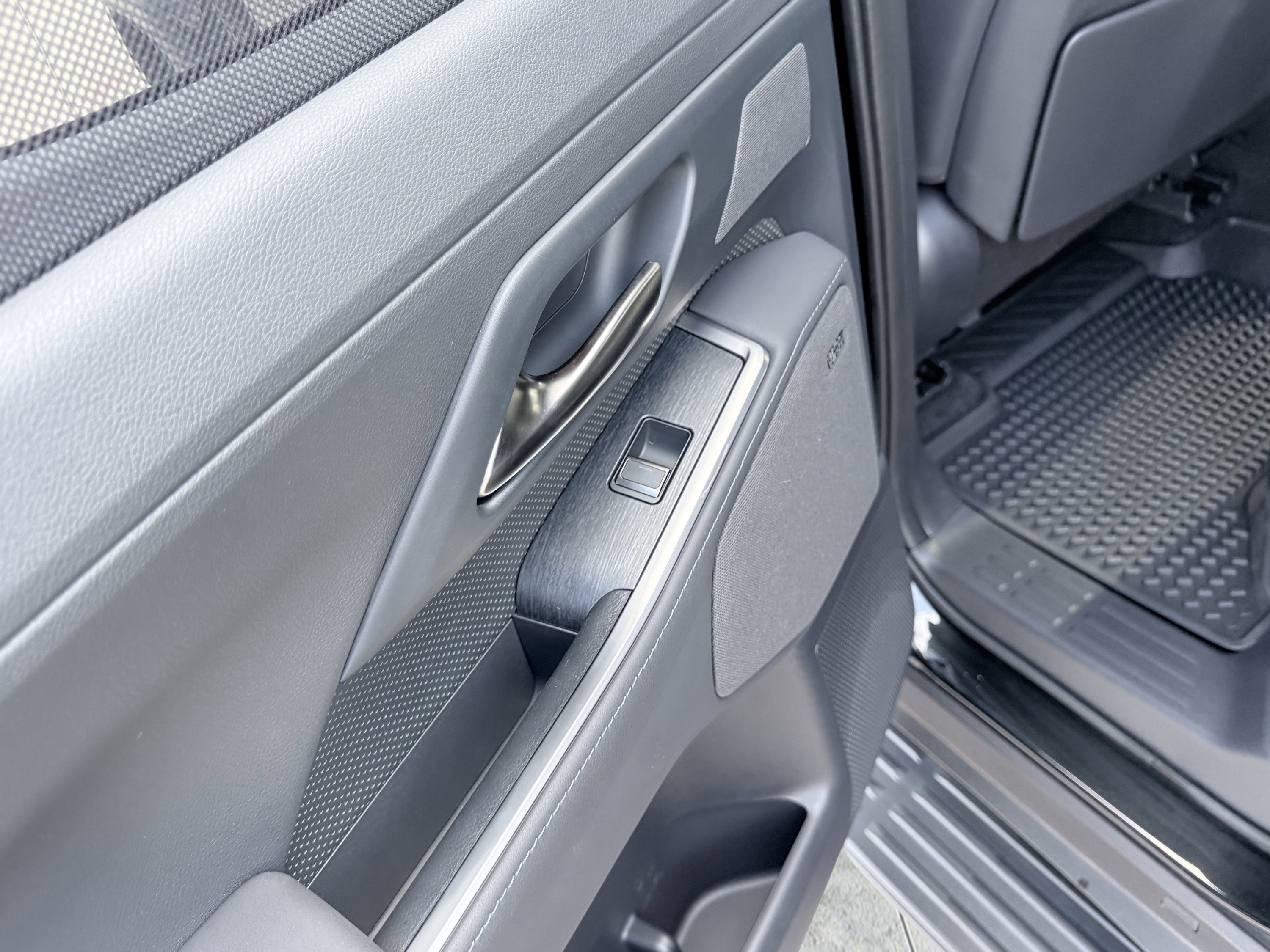 Used 2024 Lexus GX 550 image 83