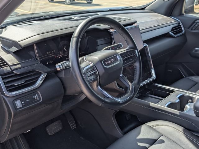 Used 2024 GMC Acadia Elevation image 12