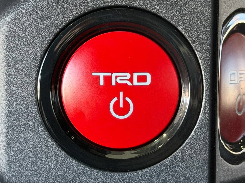 Certified 2026 Toyota 4Runner TRD Off-Road Premium w/ Tow Technology Package AWD/4WD image 29