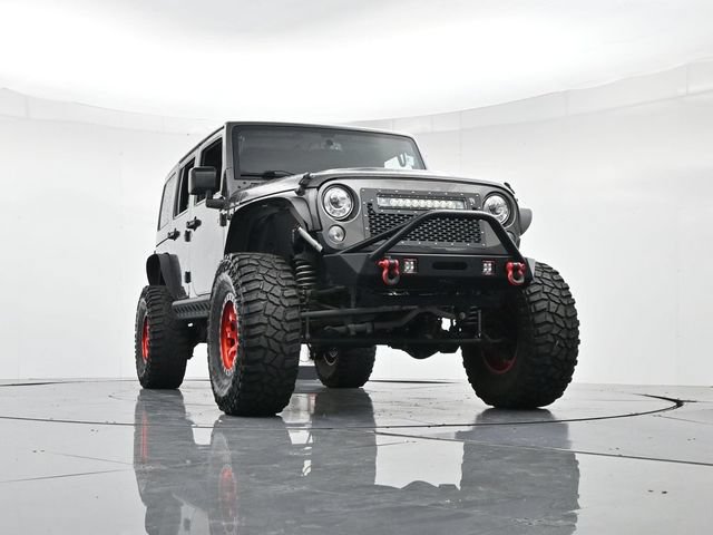 Used 2017 Jeep Wrangler Unlimited Rubicon AWD/4WD image 32