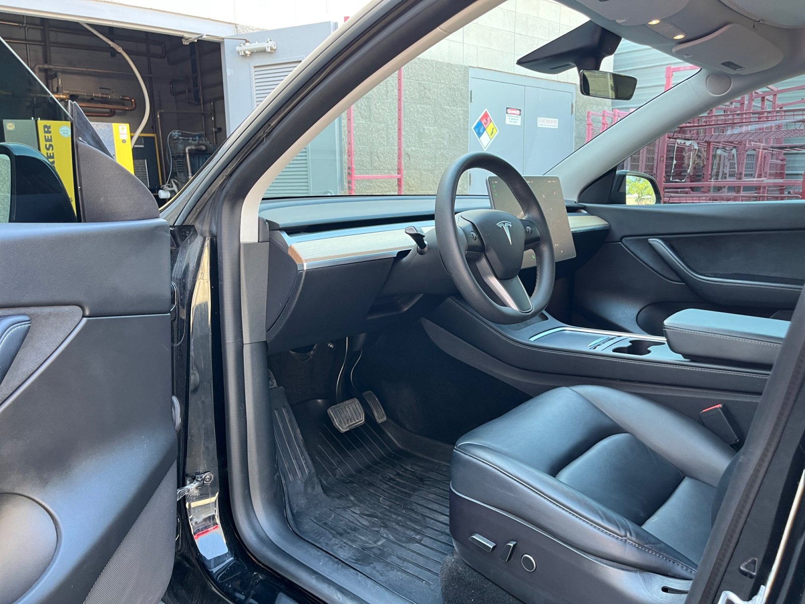 Used 2022 Tesla Model Y Long Range AWD/4WD image 10