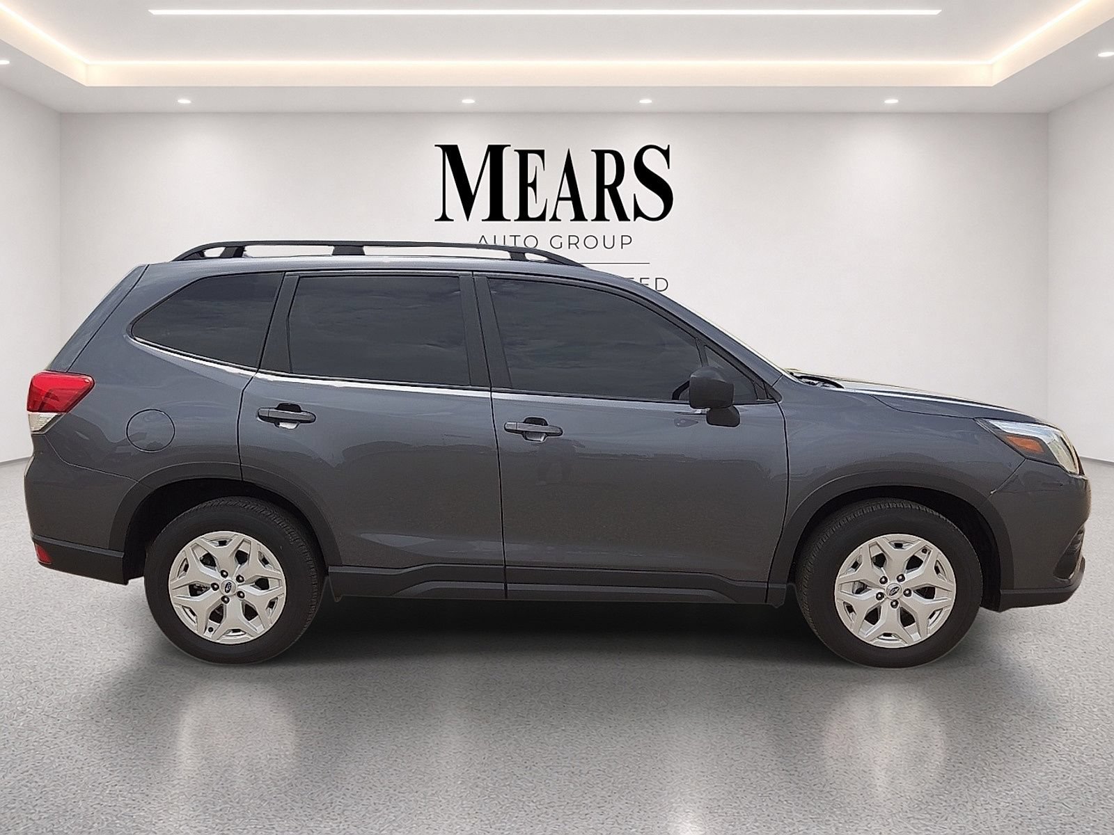 Used 2023 Subaru Forester AWD/4WD image 6