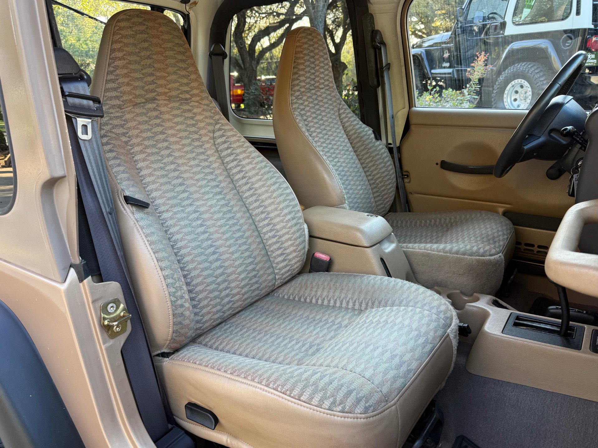 Used 2000 Jeep Wrangler Sport image 32