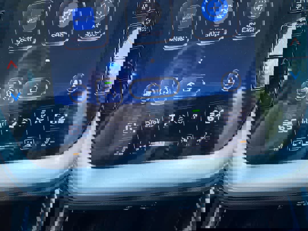 Used 2020 Subaru Outback Premium image 18