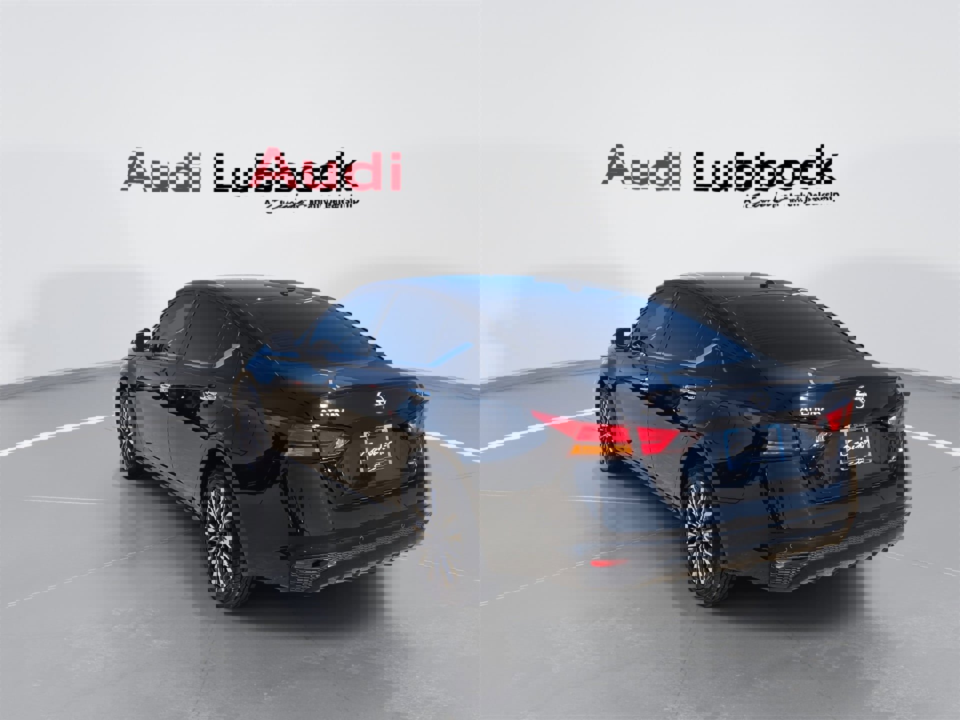 Used 2024 Nissan Altima 2.5 SV image 7