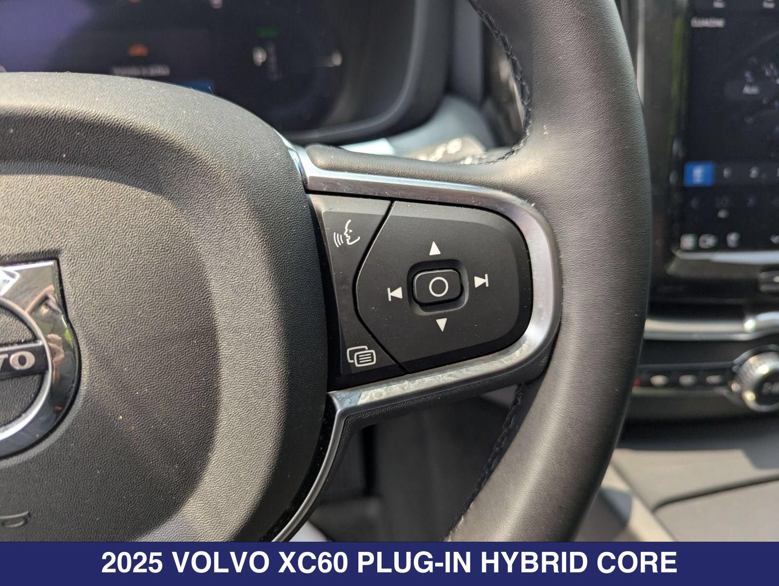 New 2025 Volvo XC60 T8 Core w/ Protection Package Premier AWD/4WD image 13