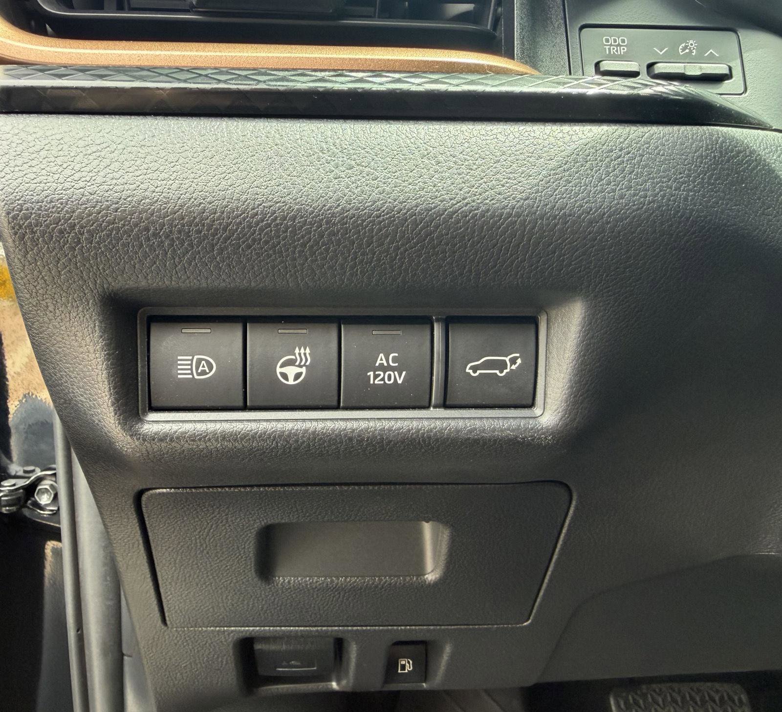 Used 2024 Toyota Grand Highlander AWD Hybrid image 22