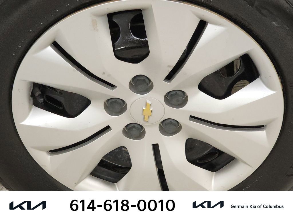 Used 2014 Chevrolet Cruze LS image 12