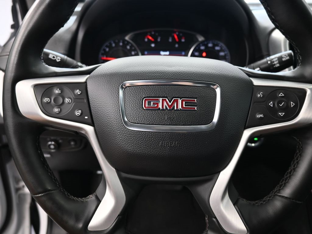 Used 2024 GMC Terrain SLT image 16