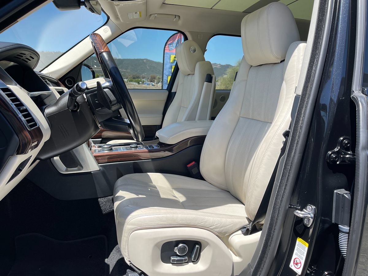 Used 2017 Land Rover Range Rover HSE AWD/4WD image 19