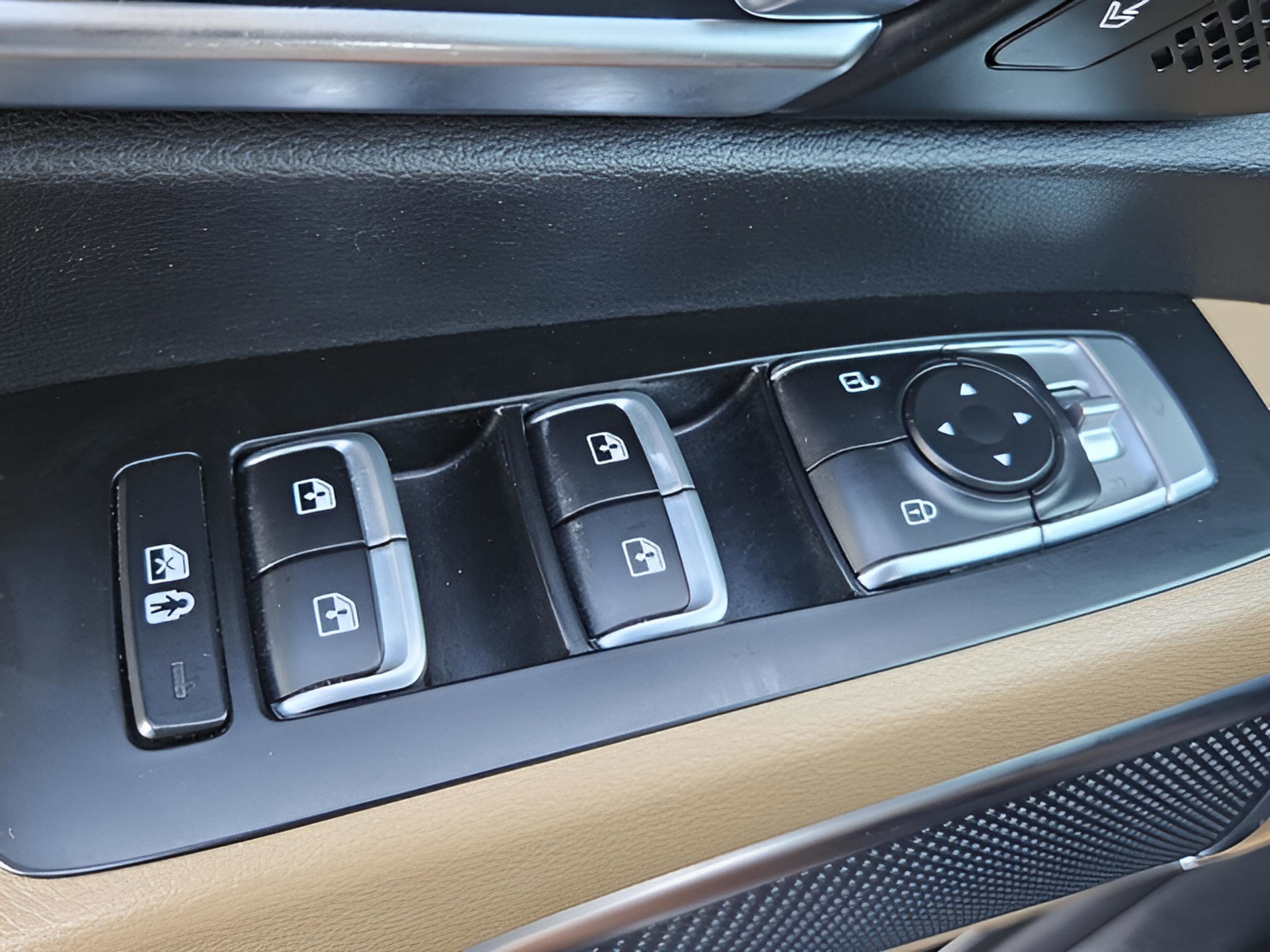 Used 2021 Kia Telluride SX w/ Towing Package image 26