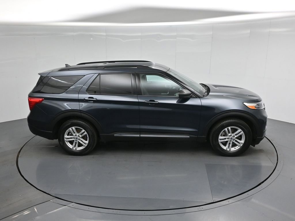 Certified 2023 Ford Explorer XLT RWD image 38