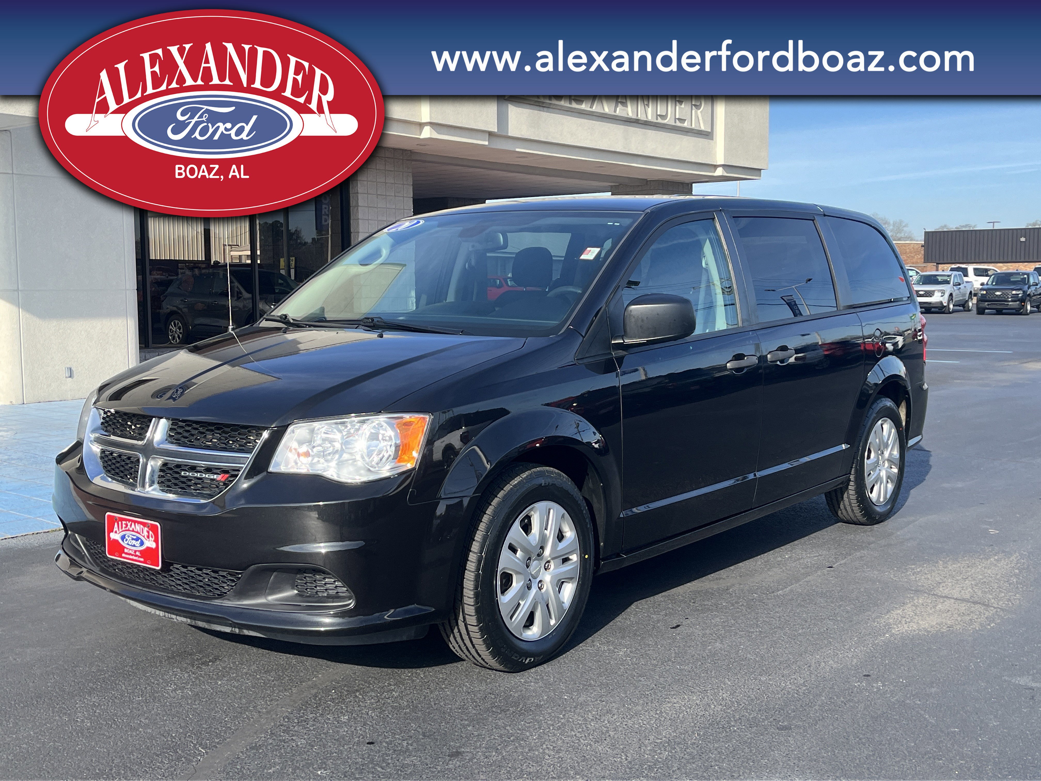 Used 2020 Dodge Grand Caravan SE w/ UConnect Hands-Free Group