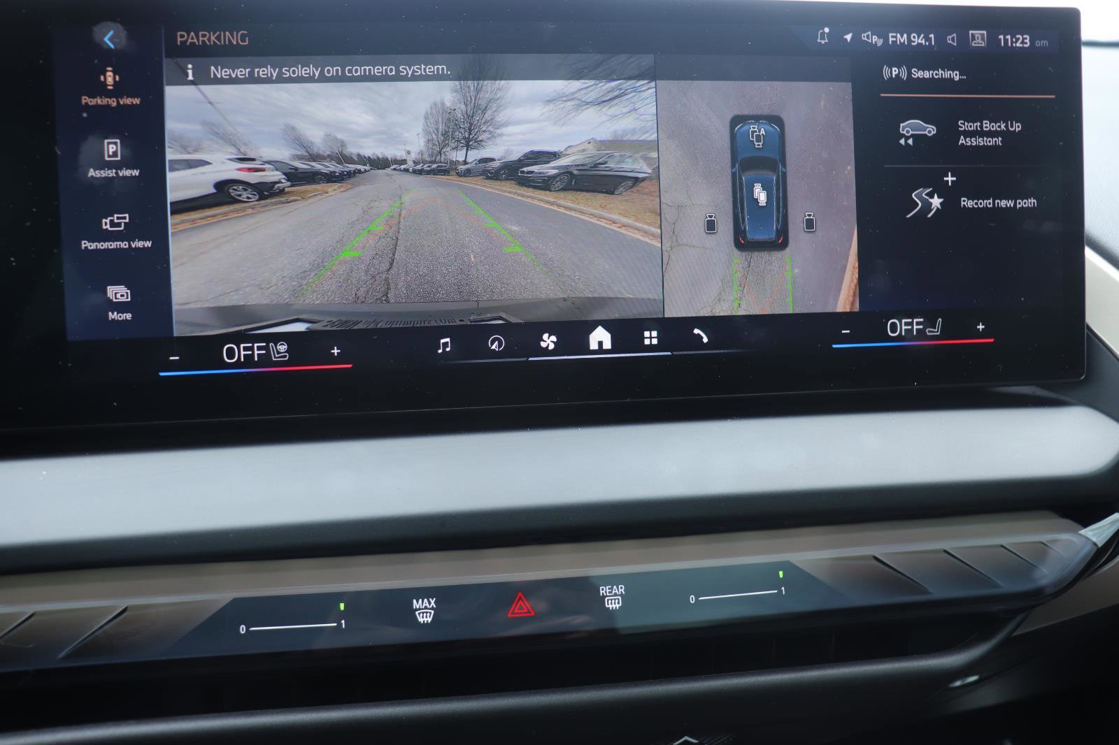 Used 2025 BMW X3 xDrive30i w/ Premium Package image 33