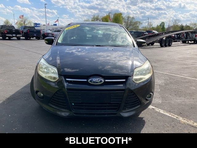 Used 2012 Ford Focus SE FWD image 2