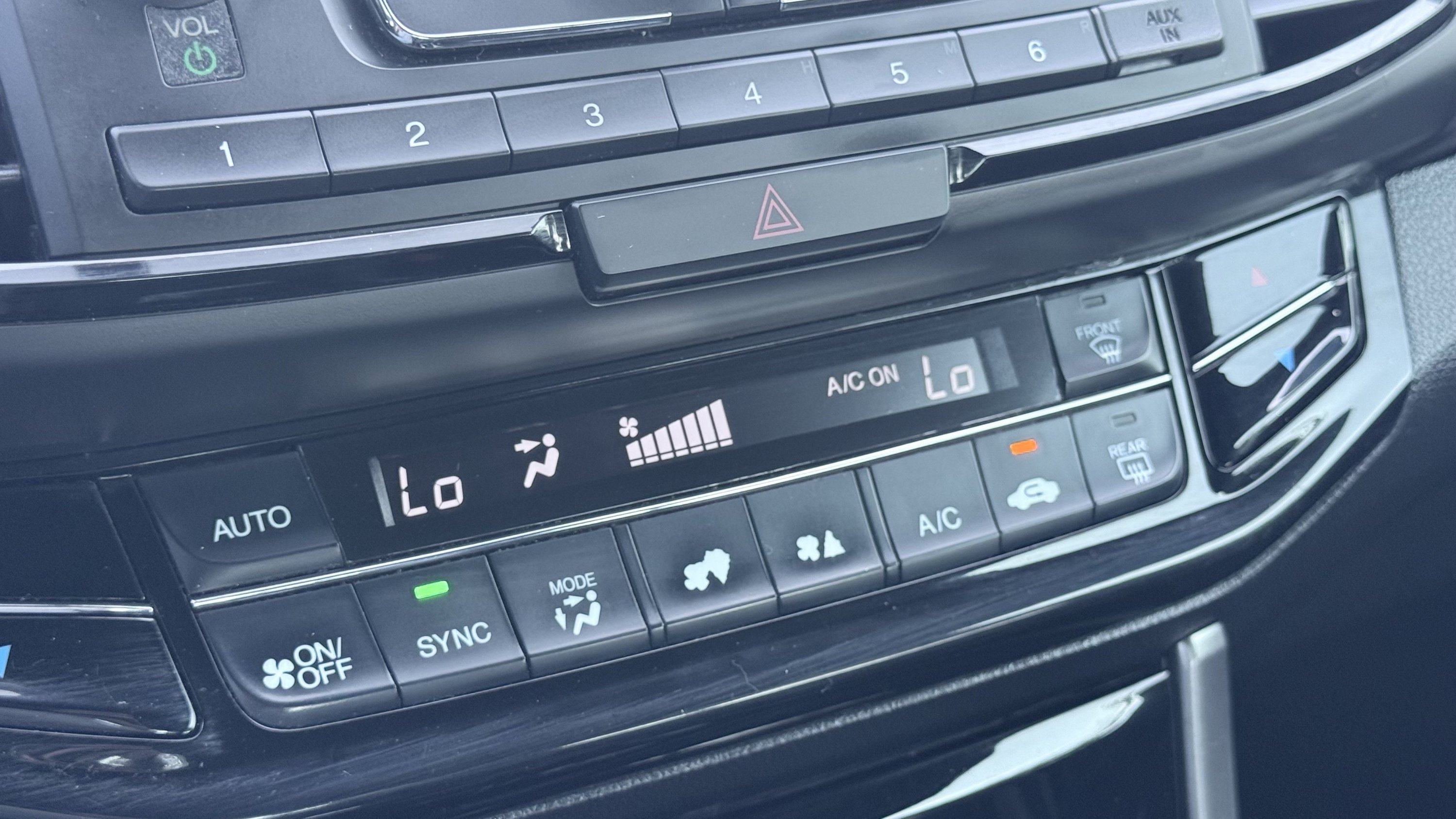 Used 2017 Honda Accord Sport image 49