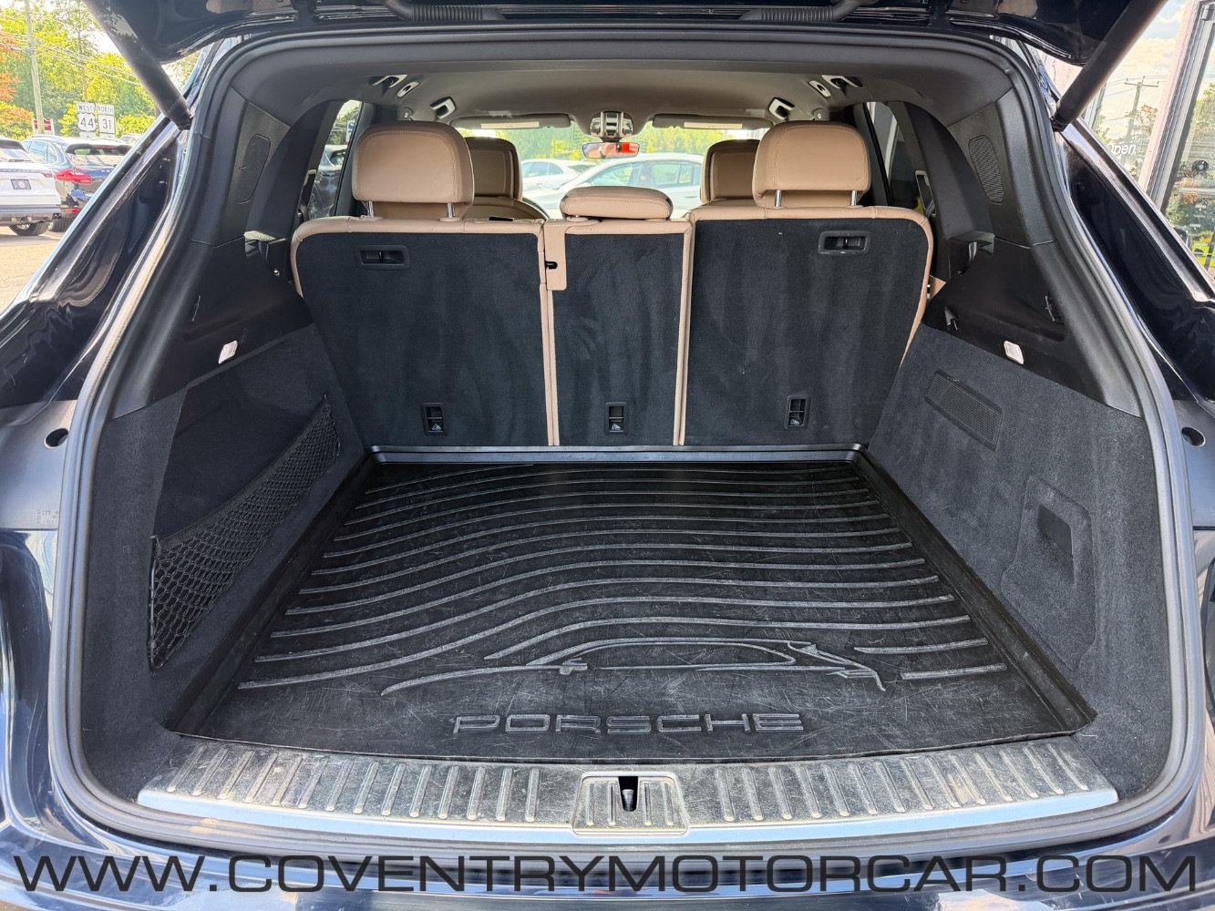 Used 2019 Porsche Cayenne AWD/4WD image 17