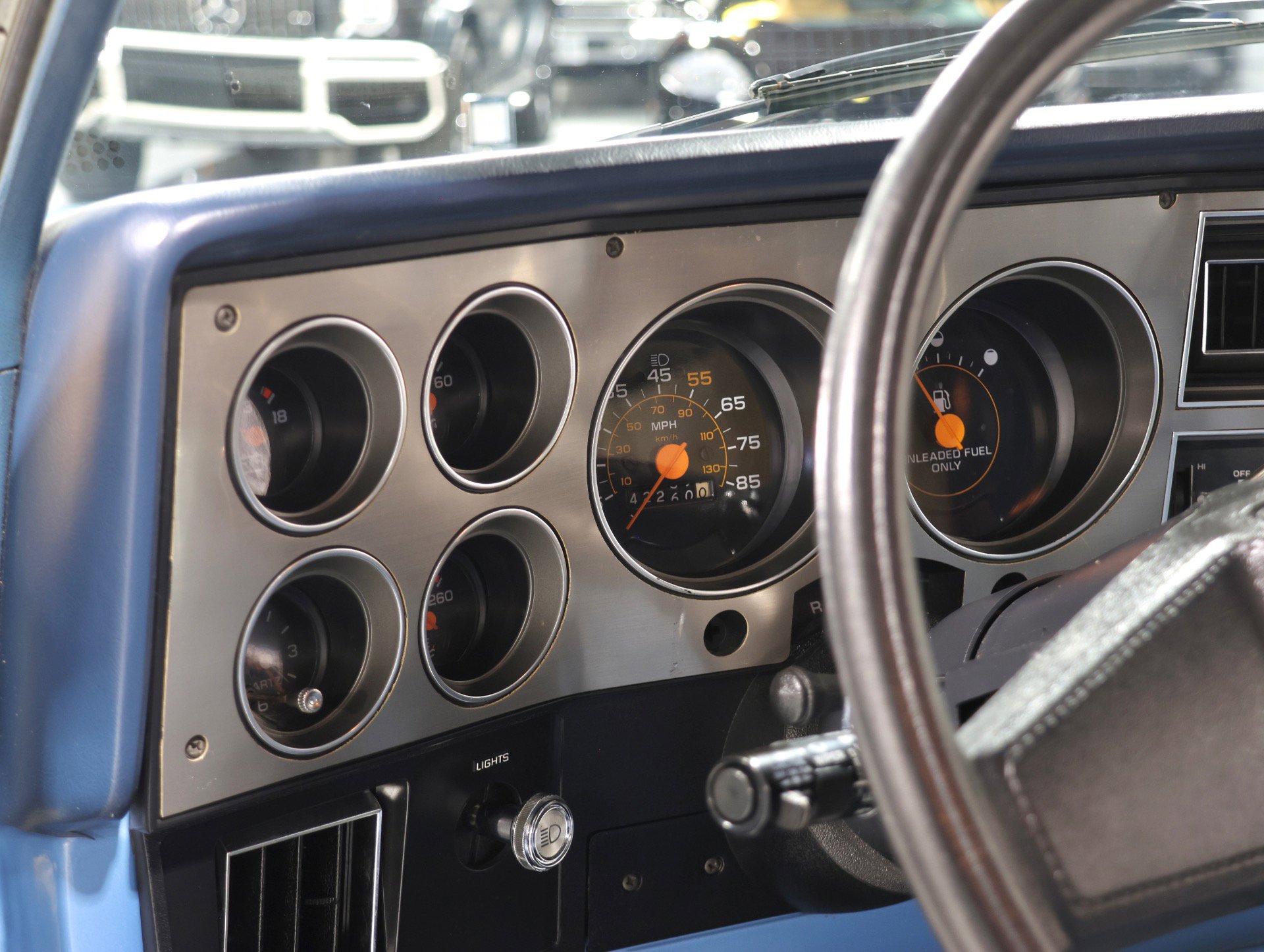 Used 1987 GMC Suburban 2WD image 91