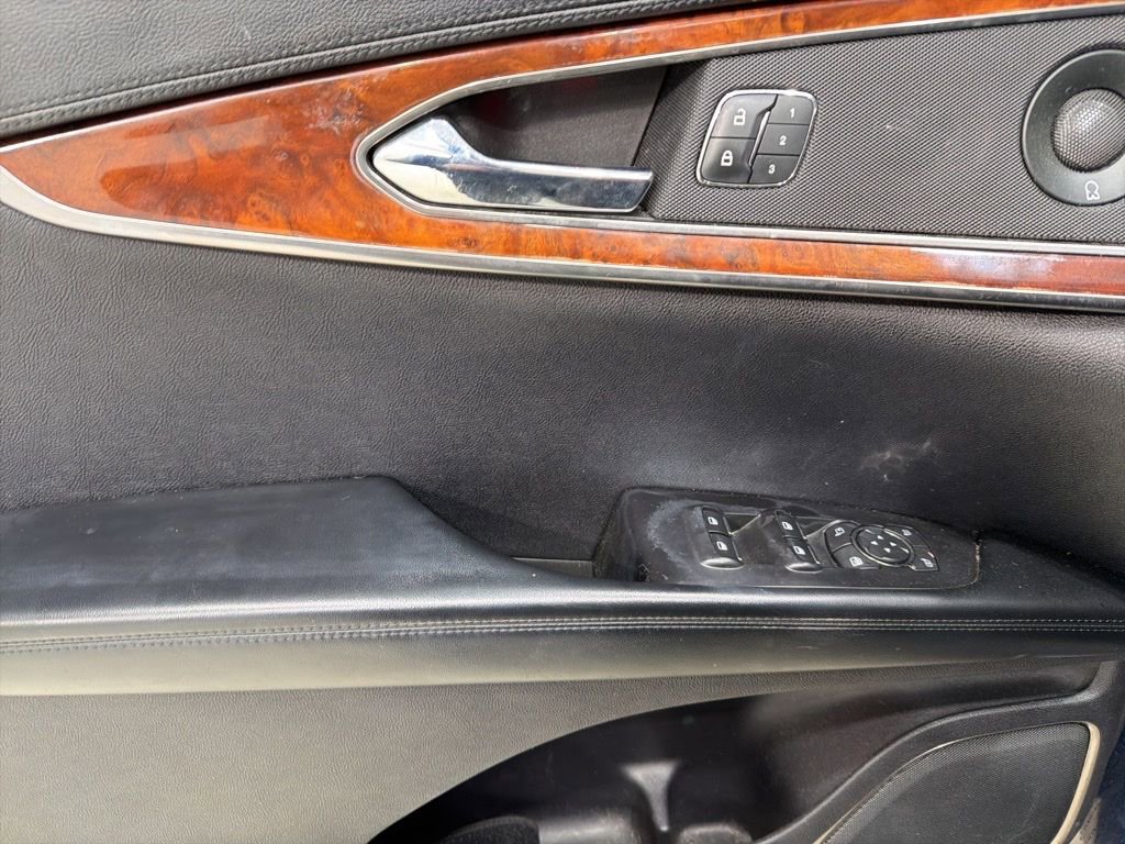 Used 2019 Lincoln Nautilus Reserve image 14