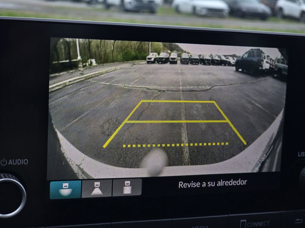 Used 2022 Honda Civic EX image 18