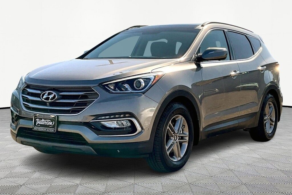 Used 2018 Hyundai Santa Fe Sport w/ 2.4L Tech Package 04