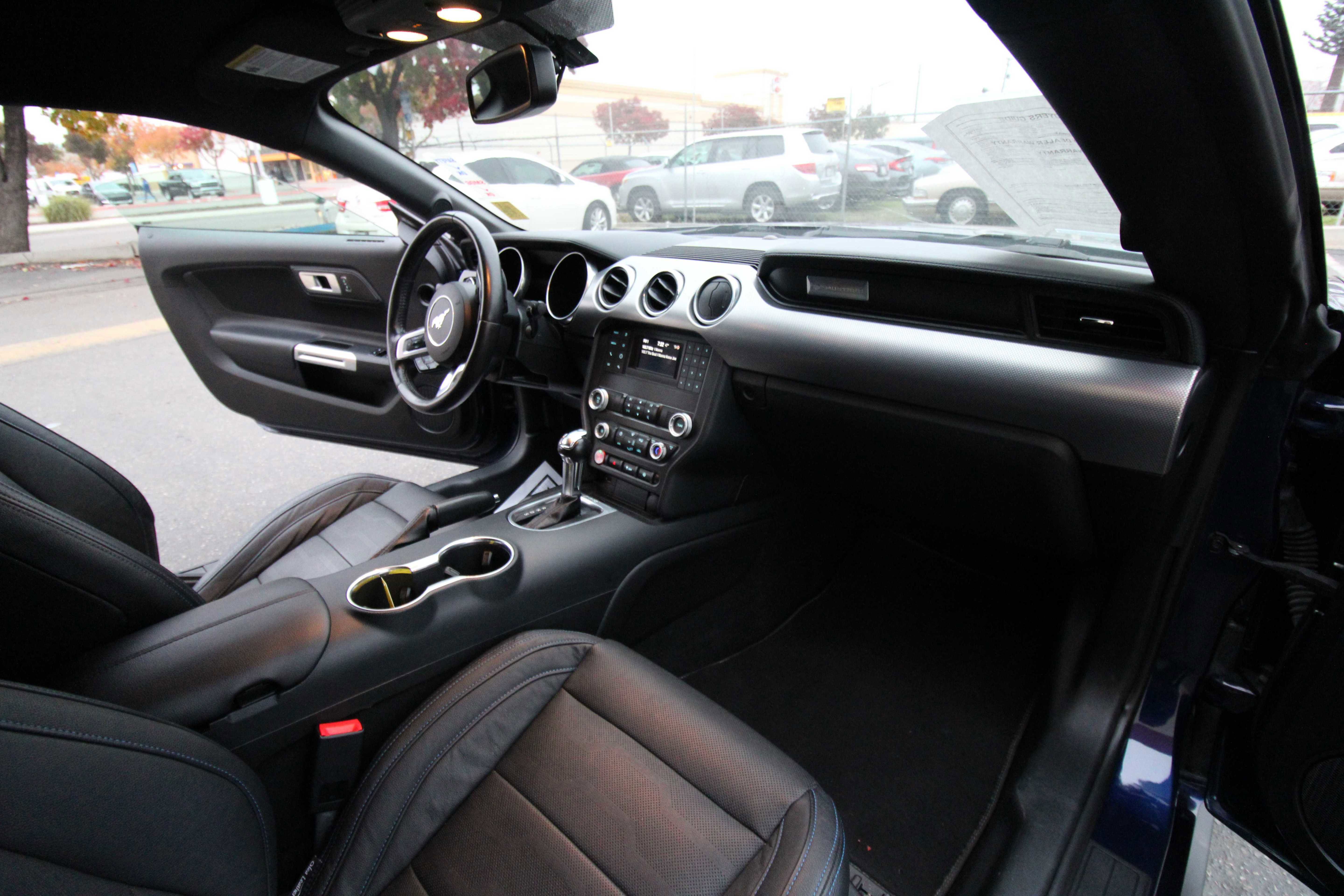 Used 2019 Ford Mustang GT RWD image 33
