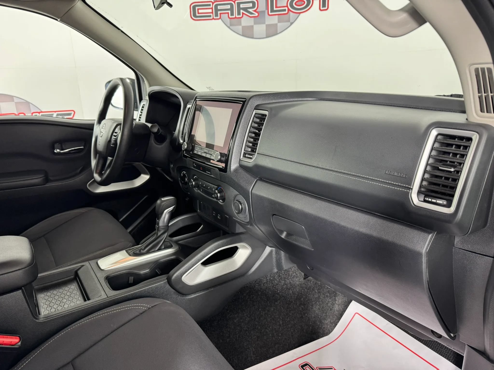 Used 2023 Nissan Frontier SV AWD/4WD image 12