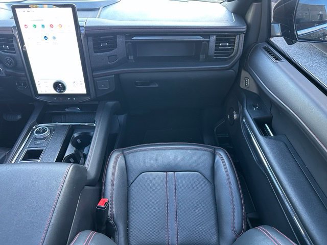 Used 2024 Ford Expedition Max Limited RWD image 14