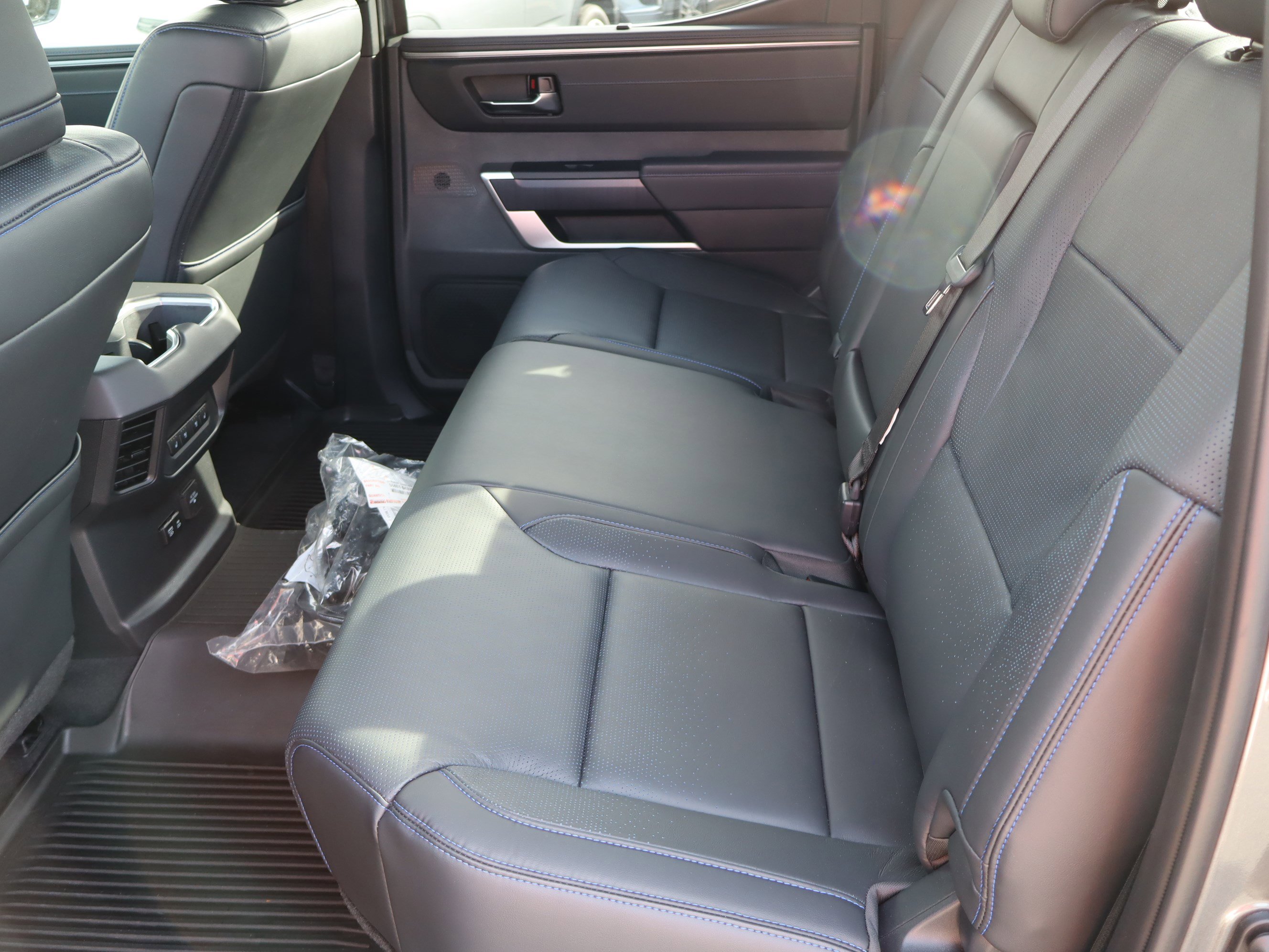 Used 2024 Toyota Tundra Platinum w/ TRD Off-Road Package AWD/4WD image 36