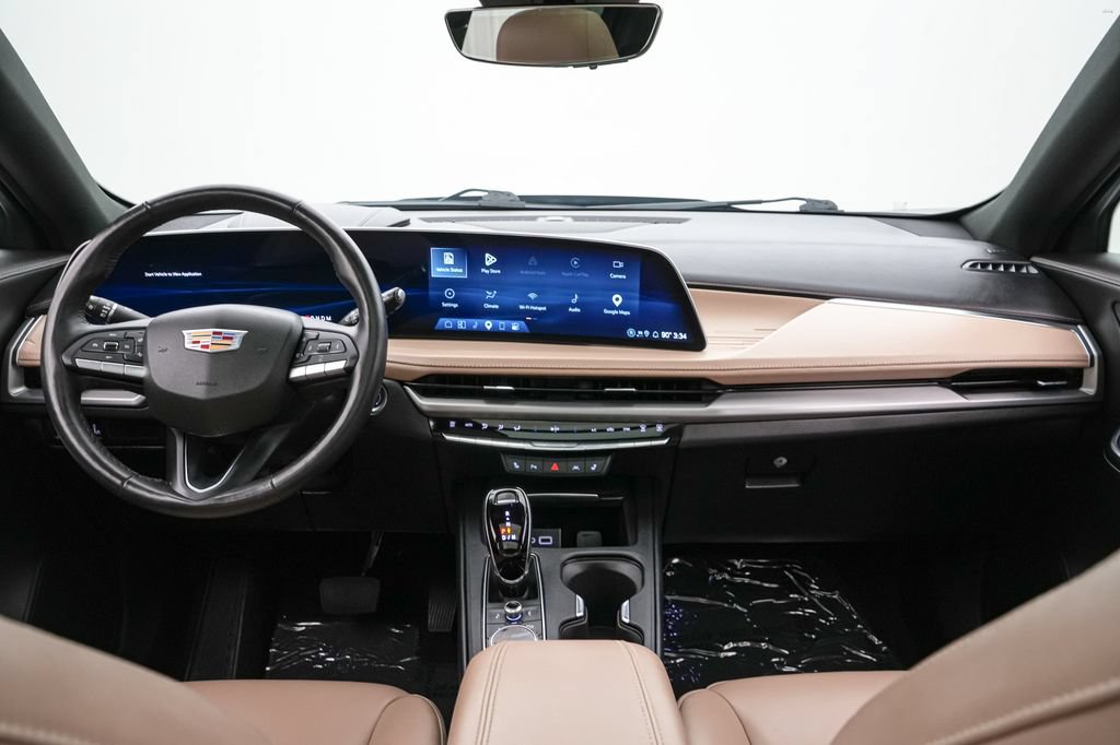 Used 2024 Cadillac XT4 Premium Luxury w/ Active Safety Package AWD/4WD image 16