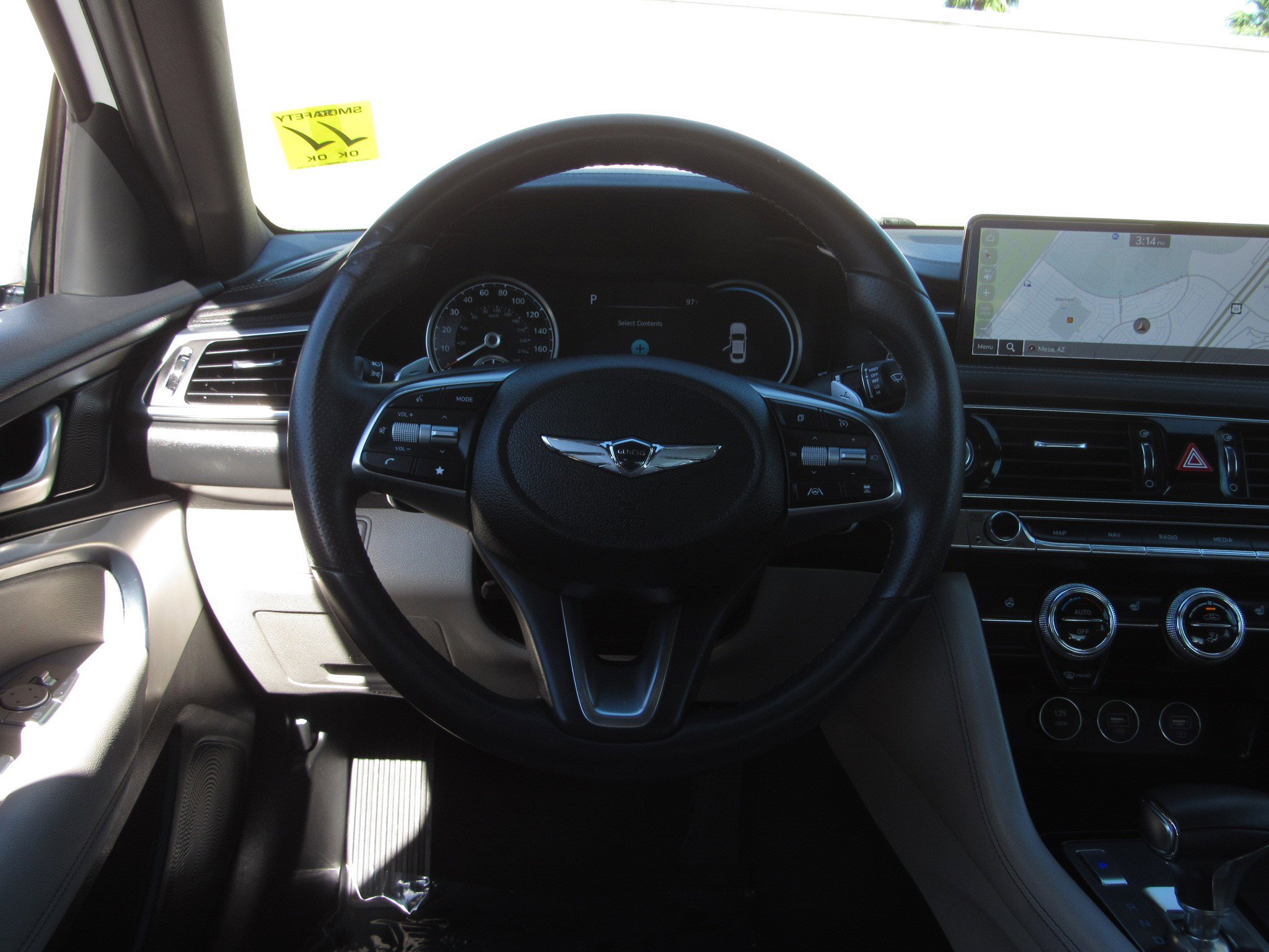 Used 2023 Genesis G70 2.0T image 21