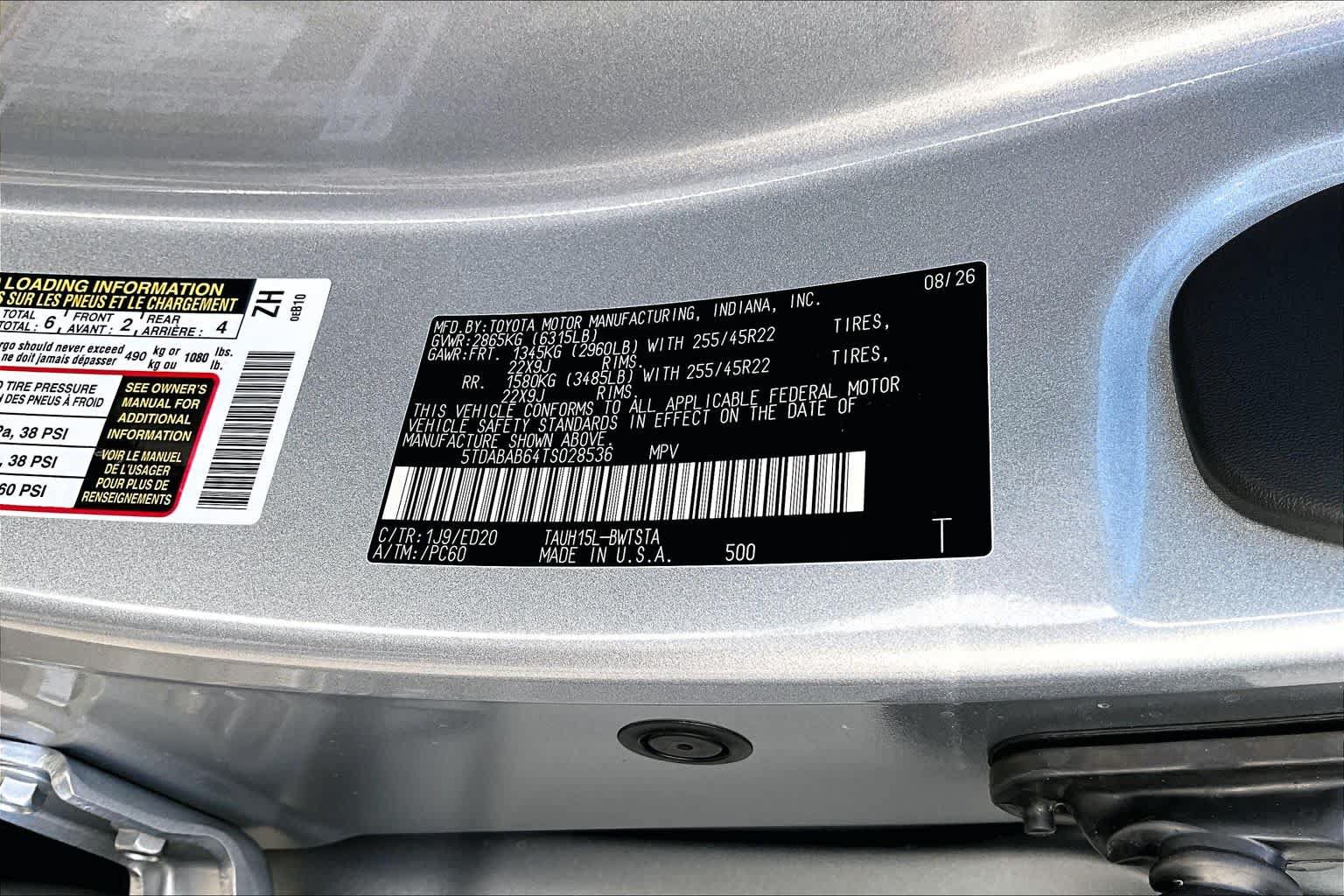 New 2026 Lexus TX 500h AWD image 17