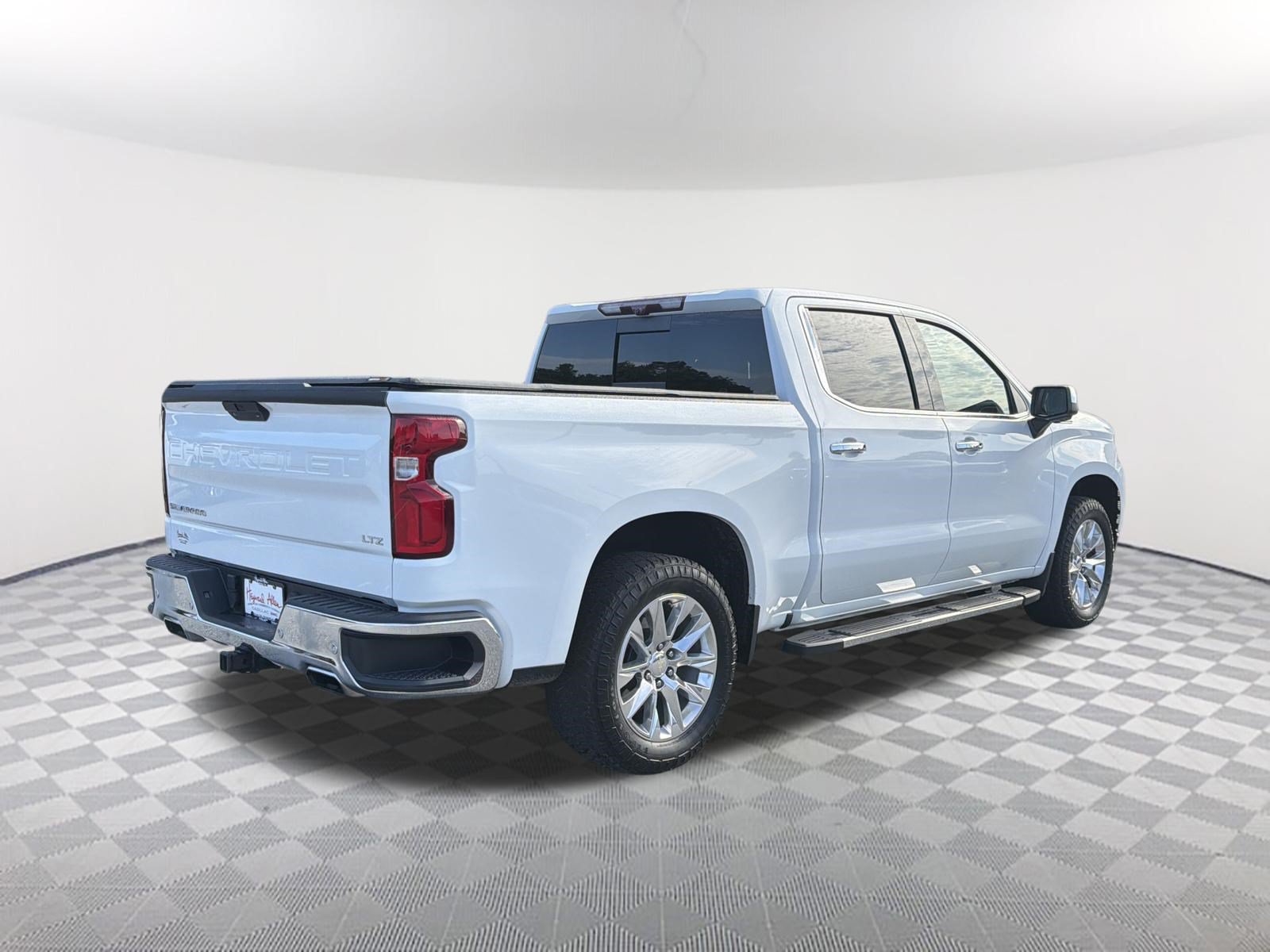 Certified 2020 Chevrolet Silverado 1500 LTZ AWD/4WD image 6