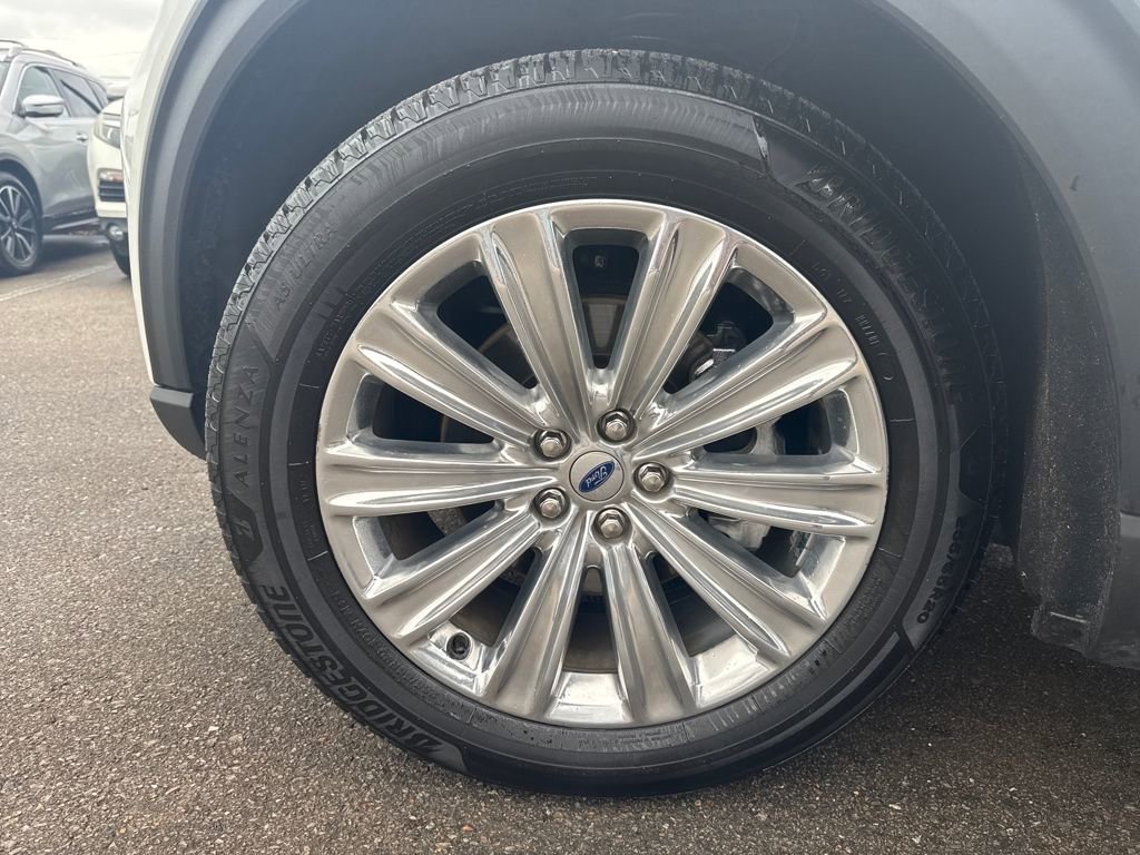 Used 2023 Ford Explorer Limited w/ Limited Technology Package image 31