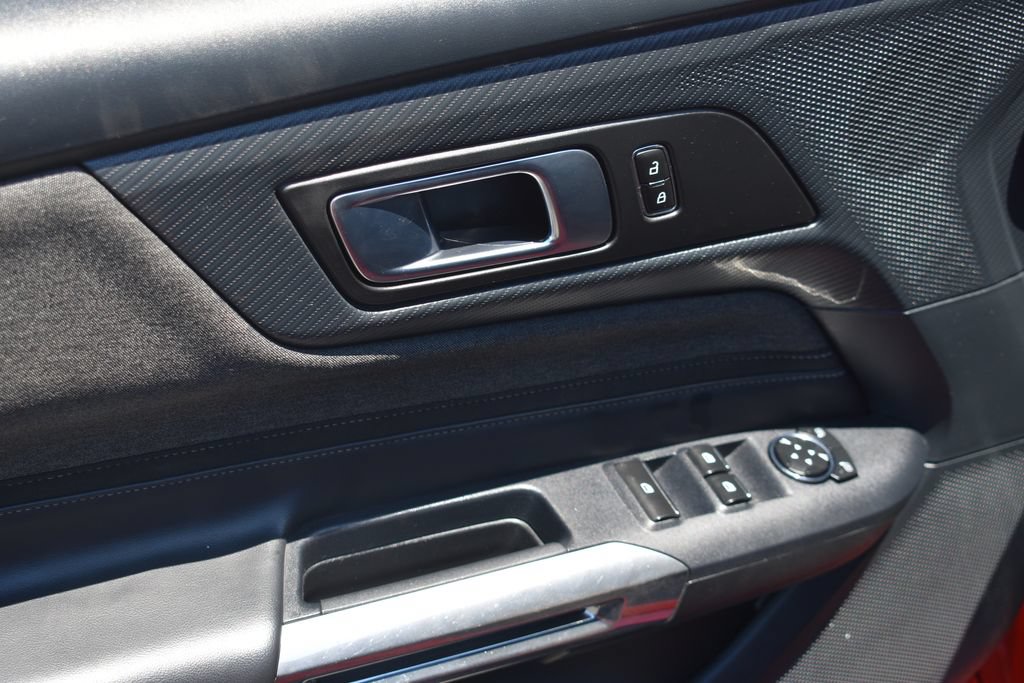 Used 2024 Ford Mustang Convertible RWD image 19