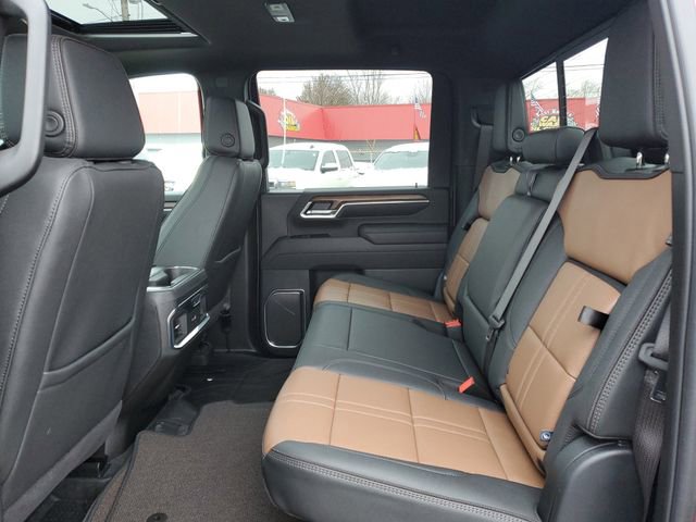 Used 2025 Chevrolet Silverado 2500 High Country w/ High Country Premium Package image 27