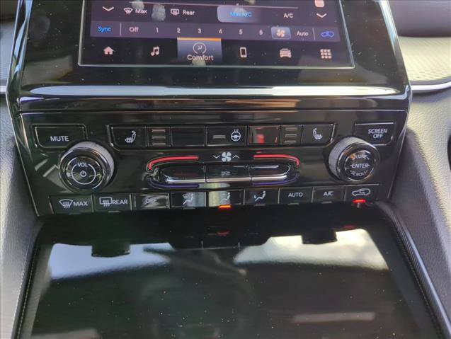 New 2025 Jeep Grand Cherokee L Altitude RWD image 15