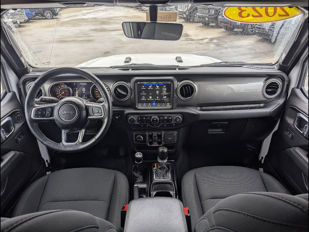 Used 2023 Jeep Wrangler Sahara w/ Cold Weather Group image 25