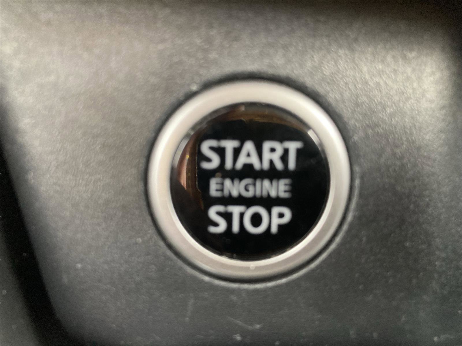 Used 2023 Nissan Rogue SV image 21